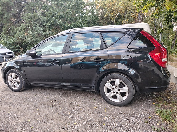 Kia Ceed 11 of 15