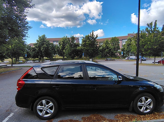 Kia Ceed 8 of 15
