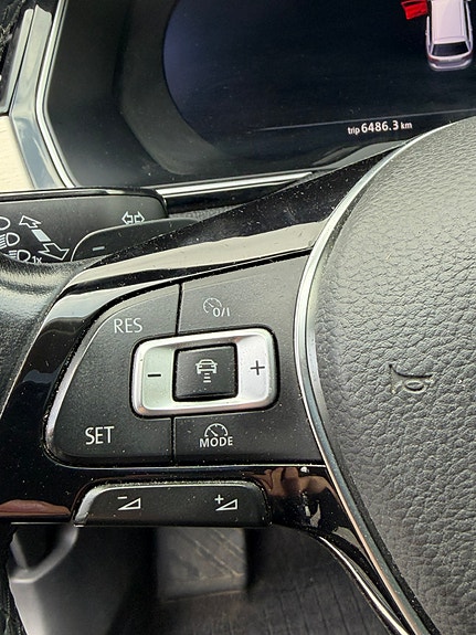Volkswagen Passat 8 of 18