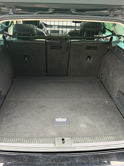 Volkswagen Passat 11 of 18