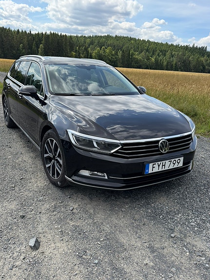 Volkswagen Passat 18 of 18