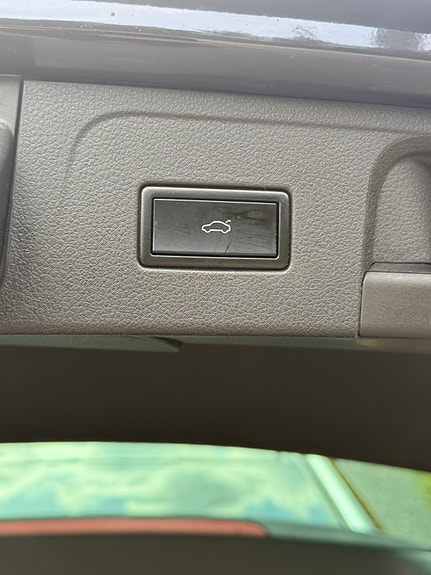 Volkswagen Passat 12 of 18