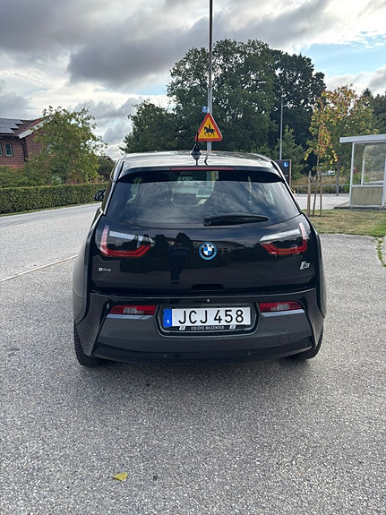 BMW i3 4 of 12
