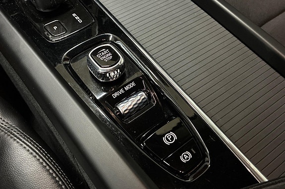 Volvo XC60 26 of 28