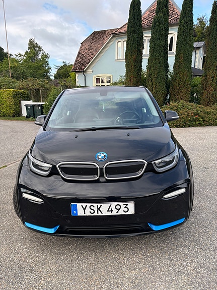 BMW i3s 2 of 15