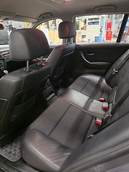 BMW 320d 7 of 12