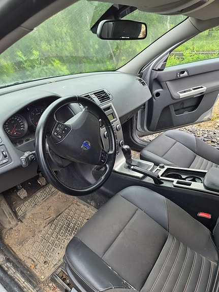 Volvo V50 5 of 8
