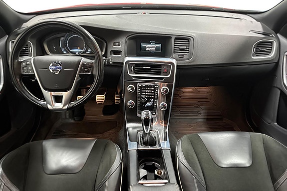 Volvo V60 12 of 27