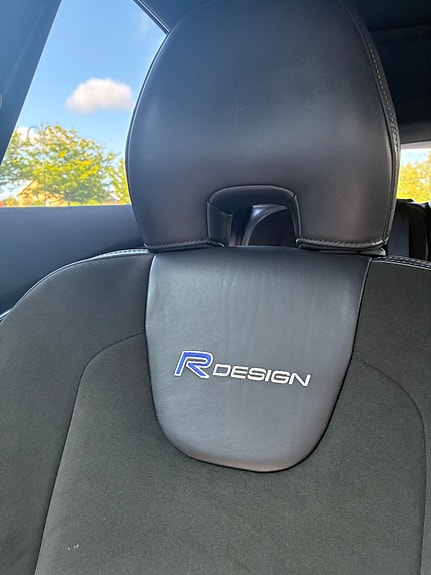 Volvo V40 7 of 14