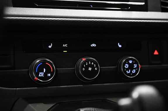 Volkswagen Transporter 28 of 30