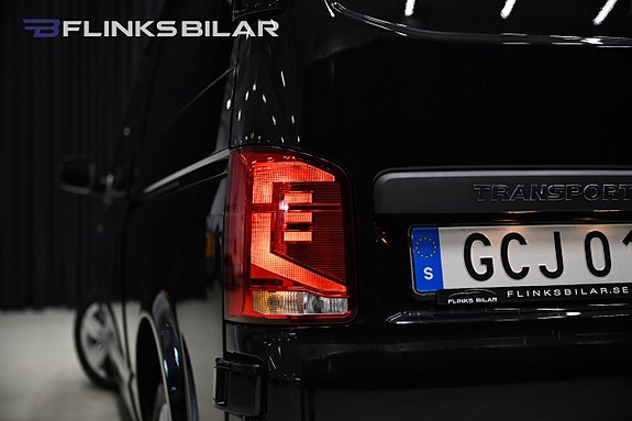 Volkswagen Transporter 19 of 30