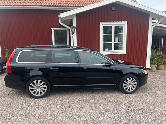 Volvo V70 5 of 6