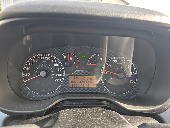 Fiat Grande Punto 4 of 9