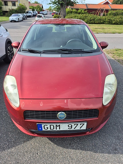 Fiat Grande Punto 3 of 9
