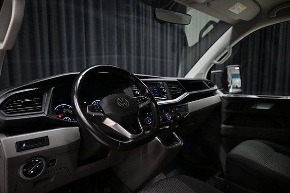 Volkswagen Transporter 13 of 26