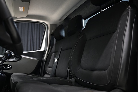 Renault Trafic 26 of 30