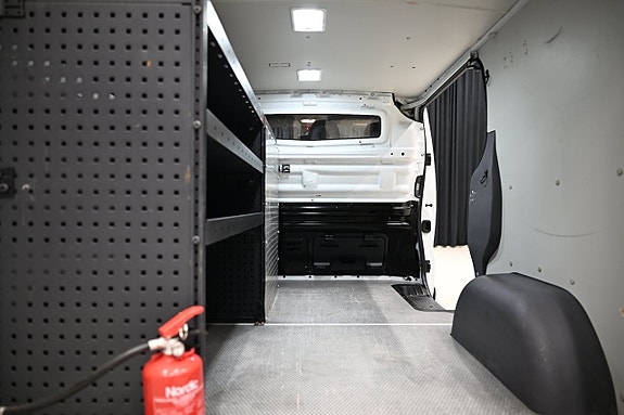 Renault Trafic 9 of 30