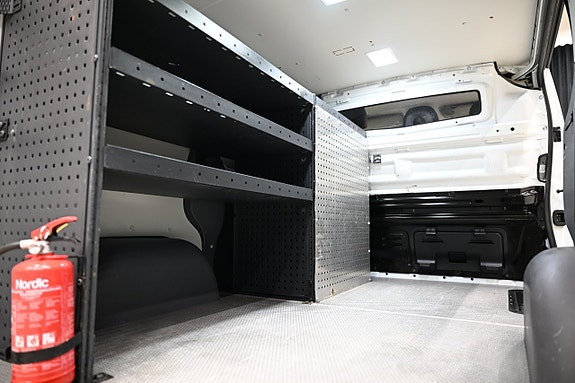 Renault Trafic 10 of 30
