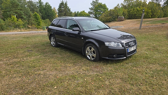 Audi A4 3 of 11