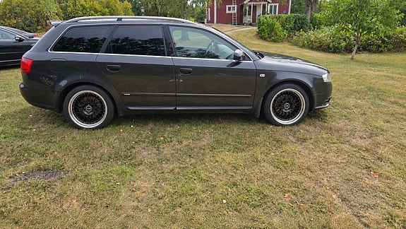Audi A4 7 of 13