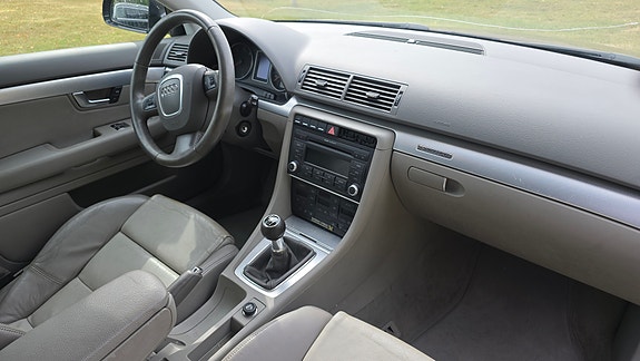 Audi A4 9 of 13