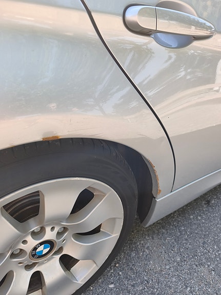 BMW 325i 11 of 11