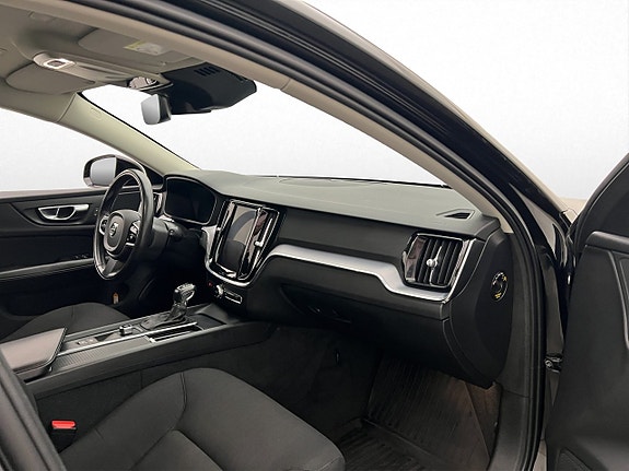 Volvo V60 21 of 30
