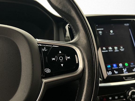 Volvo V60 13 of 30