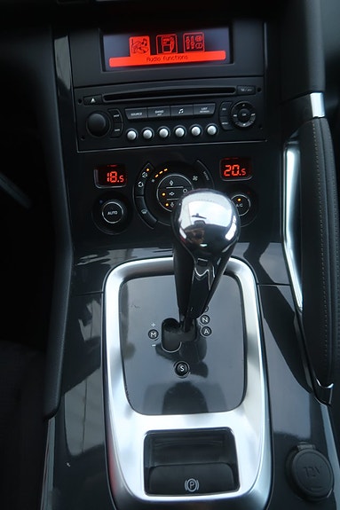 Peugeot 3008 10 of 21
