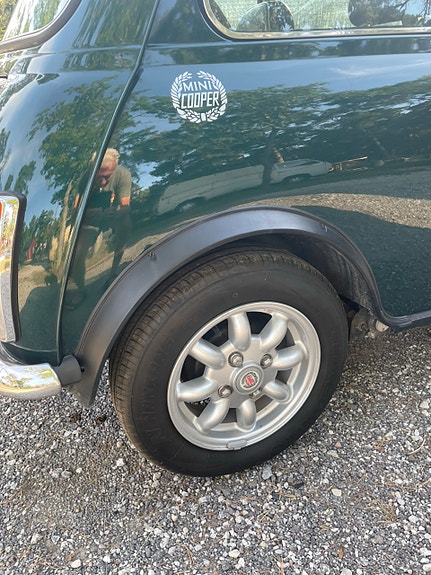 MINI Cooper 13 of 15