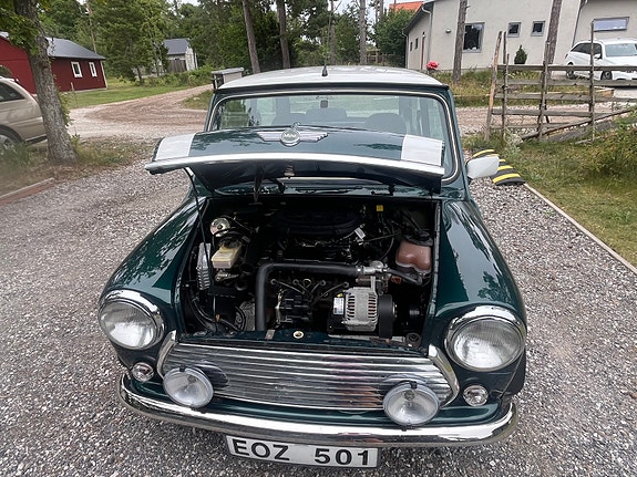 MINI Cooper 9 of 15