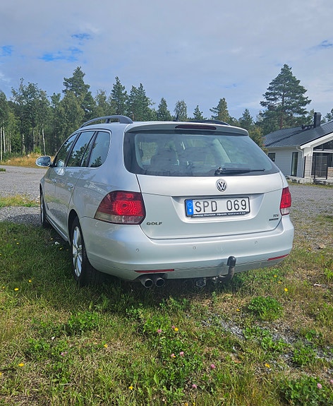 Volkswagen Golf VI 4 of 9
