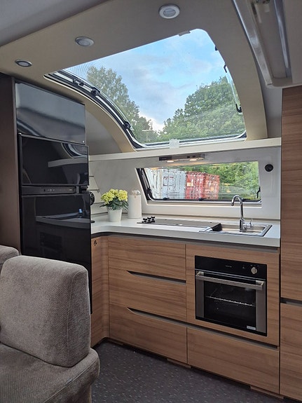 Adria Alpina 663 HT 663HT 7 of 19