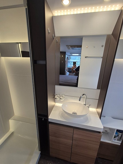 Adria Alpina 663 HT 663HT 18 of 19