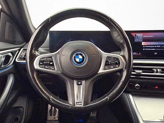 BMW i4 14 of 30