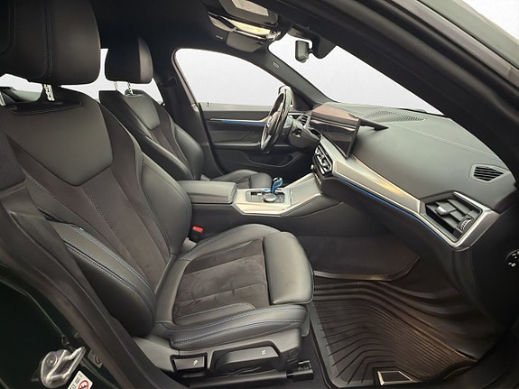 BMW i4 21 of 30