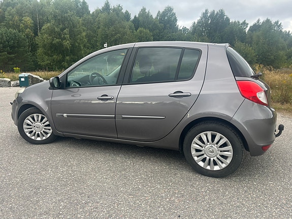 Renault Clio 6 of 15