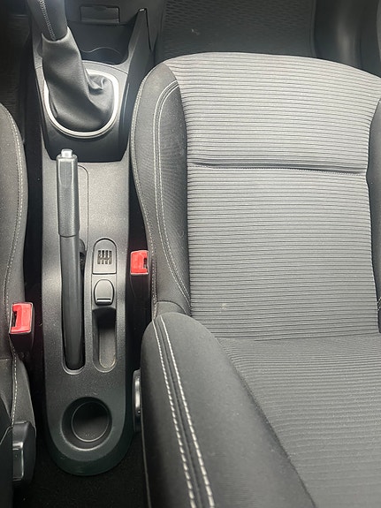 Renault Clio 15 of 15