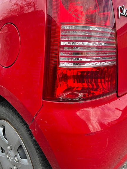 Kia Picanto 7 of 7