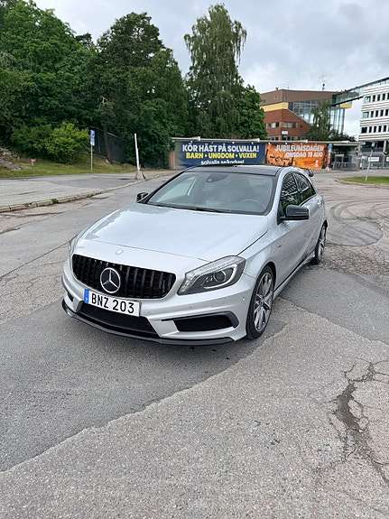 Mercedes-Benz A45 7 of 10