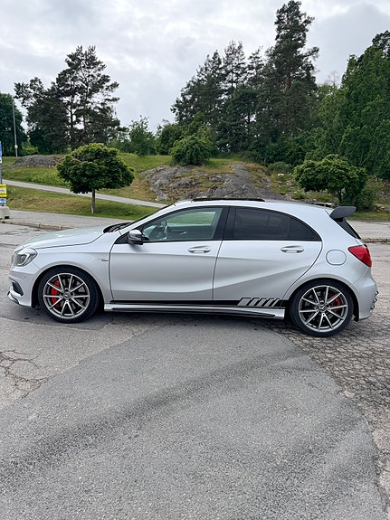 Mercedes-Benz A45 6 of 10