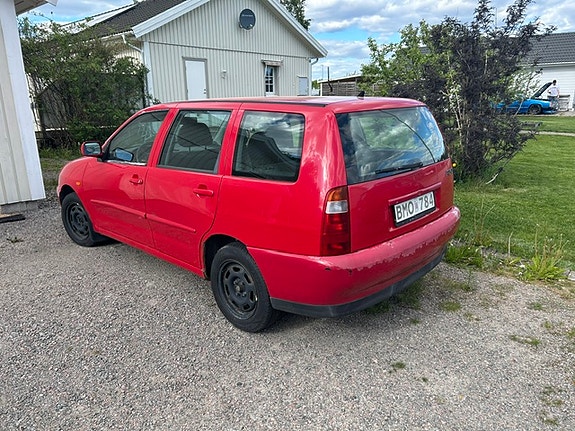 Volkswagen Polo 3 of 7