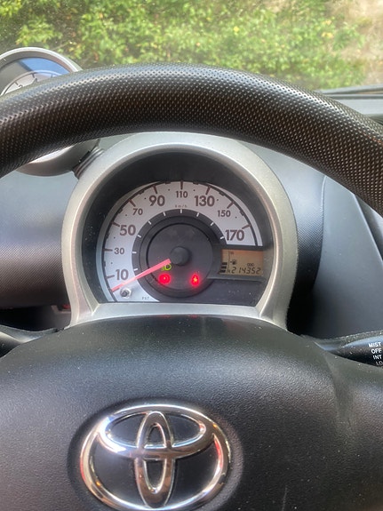 Toyota Aygo 4 of 8