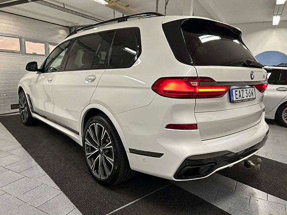 BMW X7 5 of 26