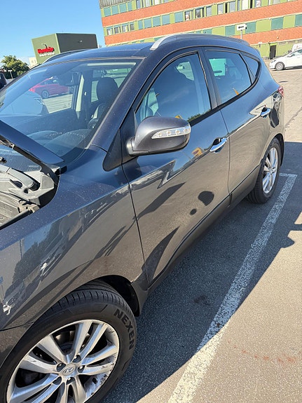 Hyundai ix35 6 of 10