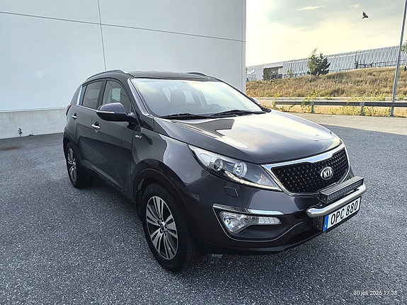 Kia Sportage 2 of 17