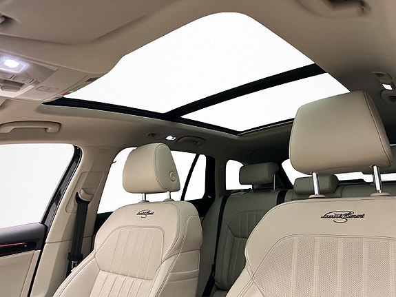 Skoda Superb 11 of 30