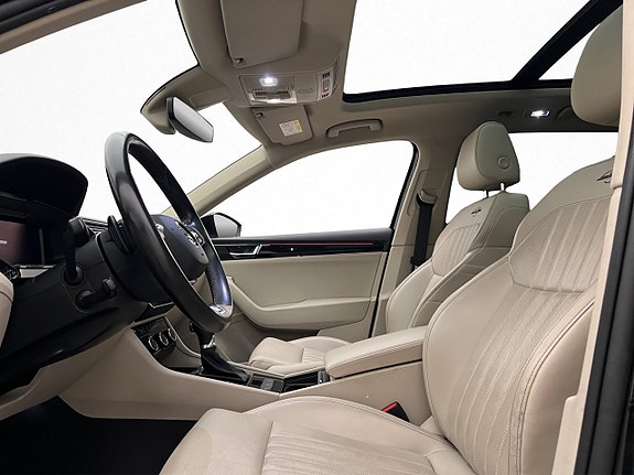 Skoda Superb 13 of 30