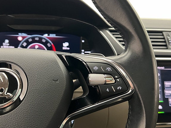 Skoda Superb 19 of 30