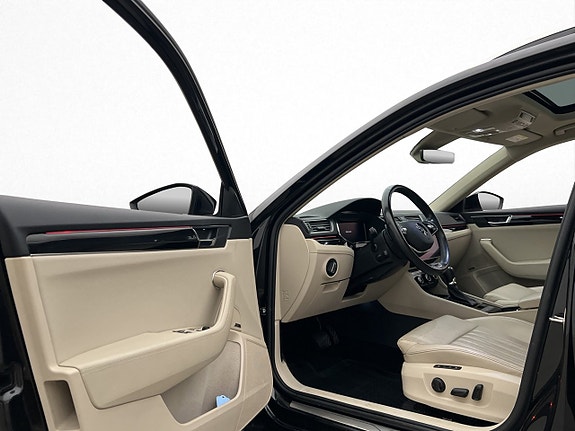 Skoda Superb 10 of 30